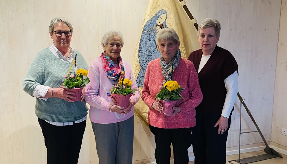 Image - Jubilarehrungen und Gedächtnistraining bei der JHV der kfd